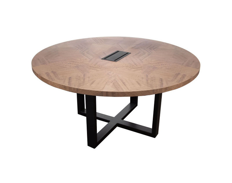 Pyöreän neuvottelupöydän Dialo Roundin kansi on tehty laminaateista ja viilupuusta. Metalliset jalat on kromattu tai maalattu. Pöydän keskellä on kätevä paikka esitystekniikan johdoille ja liitännöille. Kannen maksimihalkaisija on 150 cm.